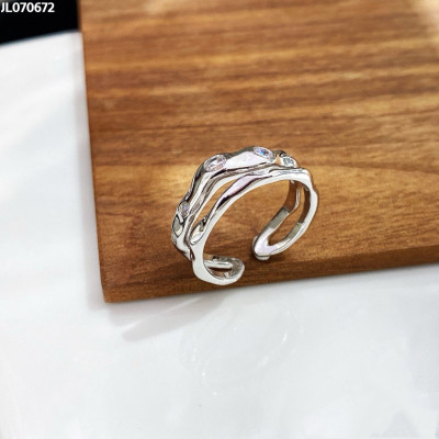 Women's silver ring with zircons| JL070672B