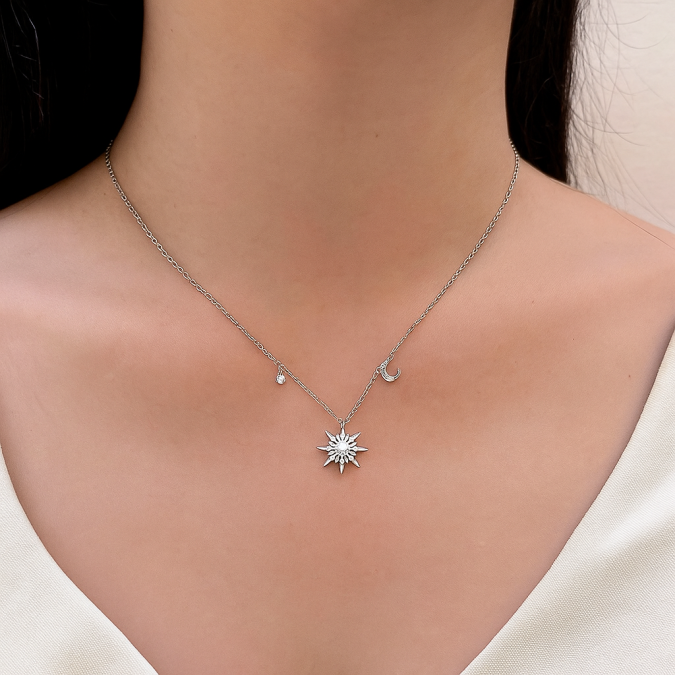 Silver necklace 