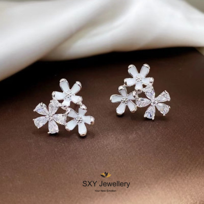 Women's Silver Earrings "Bouquet of White Flowers" | YK03399 Women's Silver Earrings "Bouquet of White Flowers" | YK03399