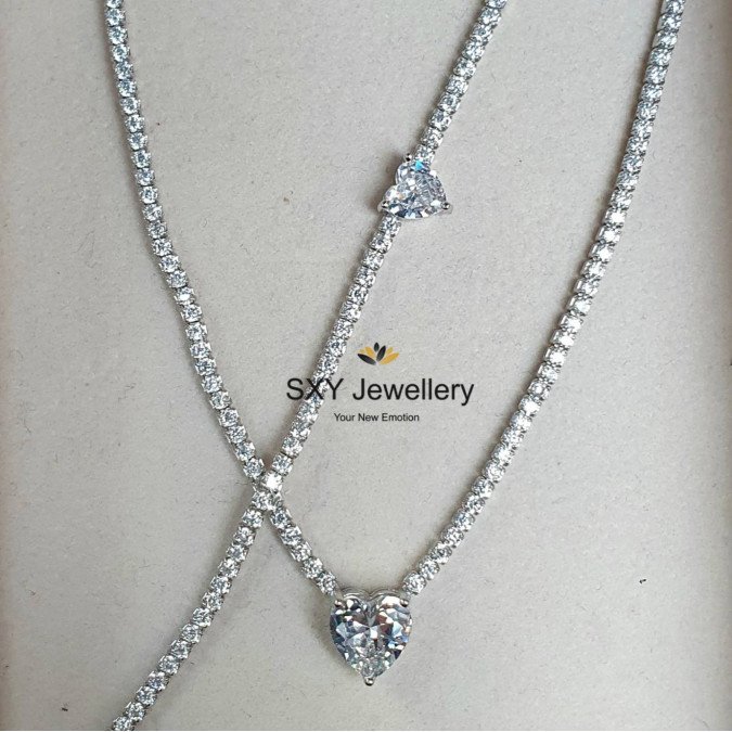 Дамски сребърен комплект с бели кристали "Сърце" | SS6042