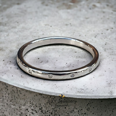 Women's silver ring with zircons | FYR16971