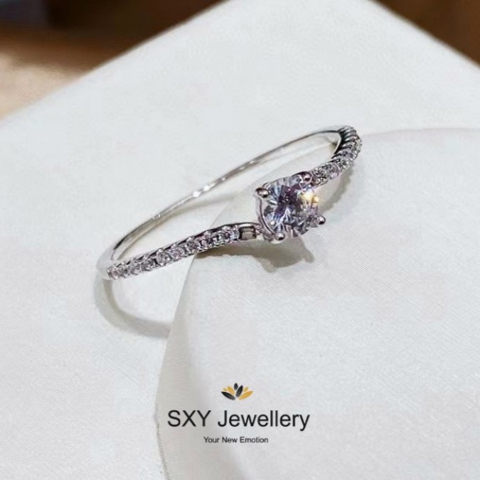 Дамски сребърен пръстен с циркони | JL070013