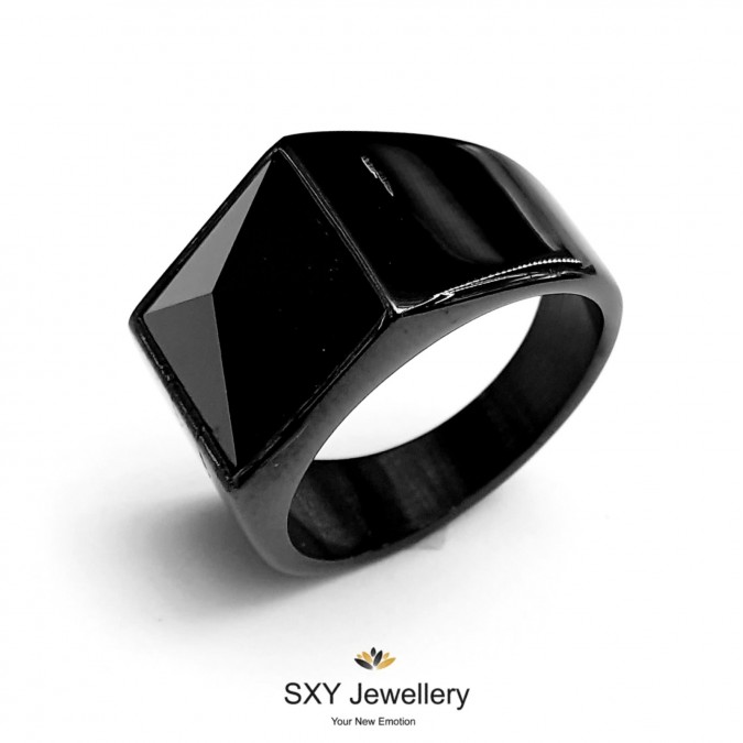 Мъжки черен пръстен с камък  | SR45957